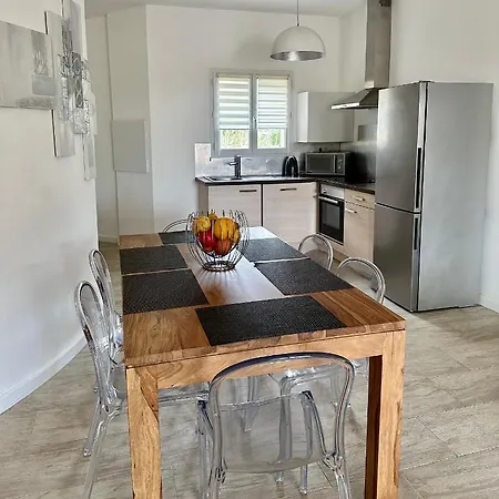 Casa Di Paoli מלון דירות 3*