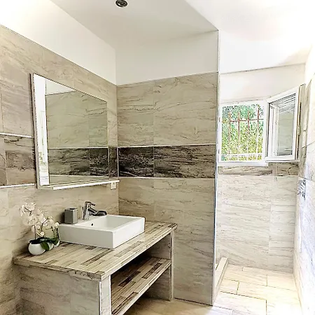 Casa Di Paoli Ξενοδοχείο με διαμερίσματα 3*